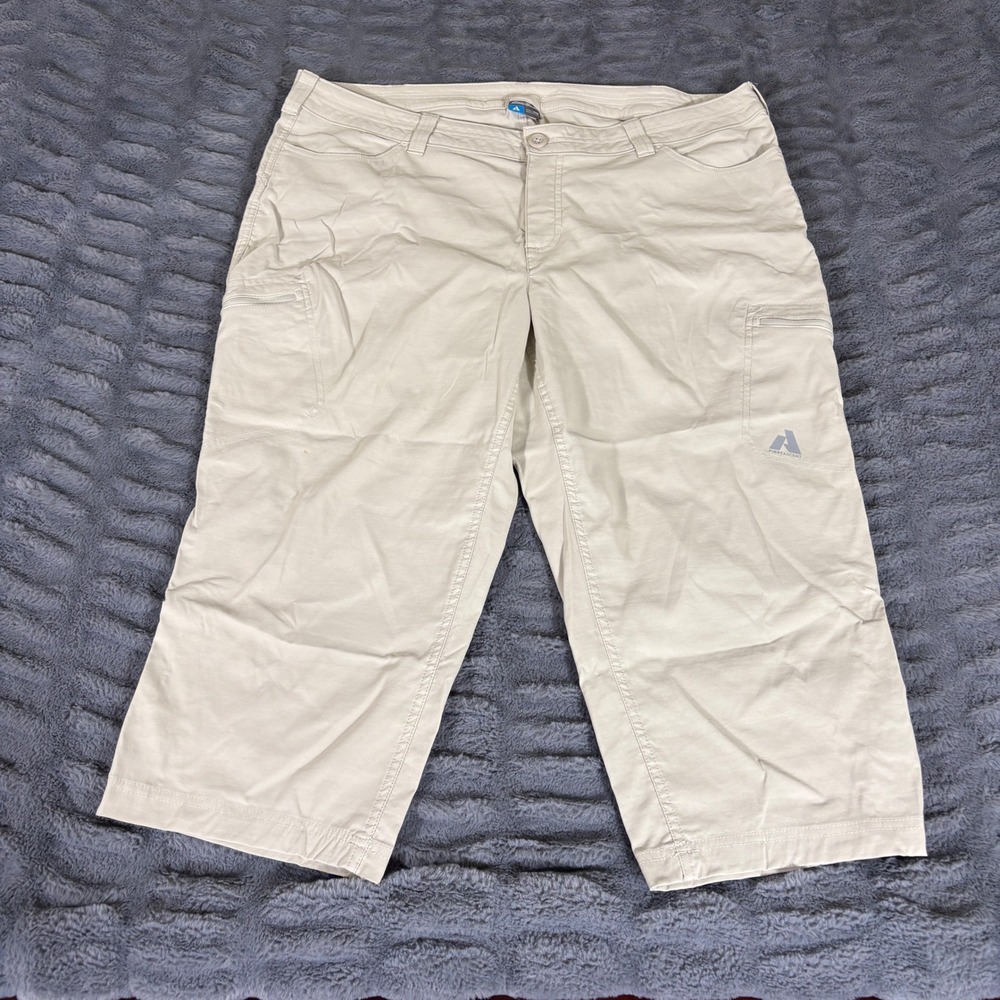Eddie Bauer First Ascent Women 20W Beige Hiking Cargo Capri Pants Stretch AR865